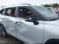 Photo 6 of 12 — 2026 Toyota Highlander Hybrid