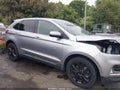Photo 13 of 16 — 2022 Ford Edge