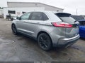 Photo 3 of 16 — 2022 Ford Edge