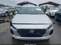 Photo 13 of 18 — 2018 Hyundai Elantra