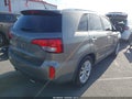 Photo 4 of 16 — 2014 Kia Sorento