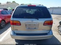 Photo 17 of 18 — 2000 Toyota Sienna