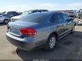 Photo 4 of 17 — 2013 Volkswagen Passat