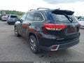 Photo 3 of 16 — 2017 Toyota Highlander Hybrid
