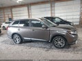 Photo 13 of 16 — 2017 Mitsubishi Outlander