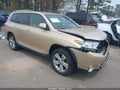 Photo 1 of 16 — 2013 Toyota Highlander