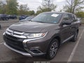 Photo 2 of 16 — 2018 Mitsubishi Outlander