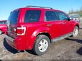 2010 Ford Escape — photo 4 of 10 | VIN 1FMCU9DG1AKD43575