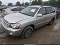 Photo 2 of 12 — 2004 Toyota Highlander