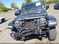 Photo 17 of 18 — 2022 Jeep Gladiator