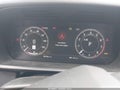 Photo 7 of 16 — 2018 Land Rover Discovery