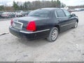 Photo 4 of 16 — 2007 Lincoln Town Car