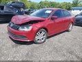 Photo 2 of 16 — 2018 Volkswagen Jetta