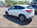 2017 Honda HR-V — photo 3 of 16 | VIN 3CZRU6H5XHM706457