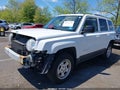 Photo 2 of 13 — 2016 Jeep Patriot