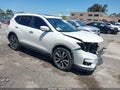 Photo 1 of 17 — 2017 Nissan Rogue
