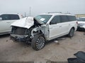 Photo 2 of 17 — 2018 Lincoln Navigator
