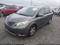Photo 2 of 17 — 2015 Toyota Sienna