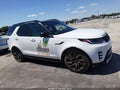 Photo 13 of 16 — 2023 Land Rover Discovery