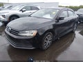 Photo 2 of 18 — 2017 Volkswagen Jetta