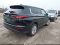 Photo 4 of 16 — 2023 Mitsubishi Outlander