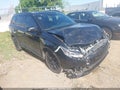 Photo 1 of 16 — 2018 Mitsubishi Outlander