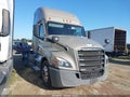 Photo 1 of 15 — 2022 Freightliner New Cascadia 126