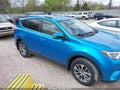 Photo 13 of 16 — 2018 Toyota RAV4 Hybrid