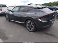 Photo 3 of 19 — 2022 Kia EV6