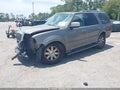 Photo 2 of 16 — 2004 Lincoln Navigator