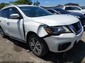 Photo 6 of 16 — 2017 Nissan Pathfinder