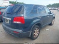 Photo 4 of 11 — 2011 Kia Sorento