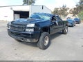 Photo 2 of 16 — 2005 Chevrolet Silverado 2500