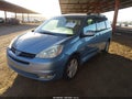 Photo 2 of 11 — 2004 Toyota Sienna