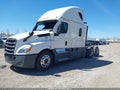 Photo 2 of 24 — 2022 Freightliner New Cascadia 126