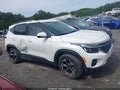 Photo 13 of 16 — 2025 Kia Seltos