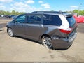 Photo 3 of 17 — 2017 Toyota Sienna