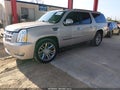 Photo 2 of 16 — 2011 Cadillac Escalade ESV