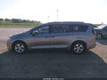 Photo 14 of 16 — 2017 Chrysler Pacifica