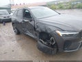 Photo 6 of 17 — 2022 Volvo XC60