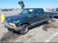 2003 Chevrolet S-10 — photo 2 of 20 | VIN 1GCCS19H338229378
