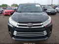 Photo 13 of 18 — 2018 Toyota Highlander