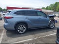 Photo 14 of 17 — 2021 Toyota Highlander