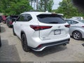 Photo 3 of 15 — 2024 Toyota Highlander