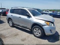 Photo 13 of 16 — 2012 Toyota RAV4