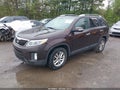 Photo 2 of 16 — 2014 Kia Sorento
