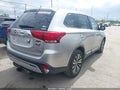 Photo 4 of 18 — 2019 Mitsubishi Outlander