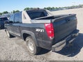 Photo 3 of 16 — 2005 Chevrolet Avalanche