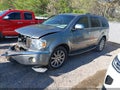 Photo 2 of 16 — 2008 Chrysler Aspen