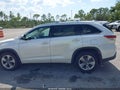 Photo 14 of 16 — 2016 Toyota Highlander
